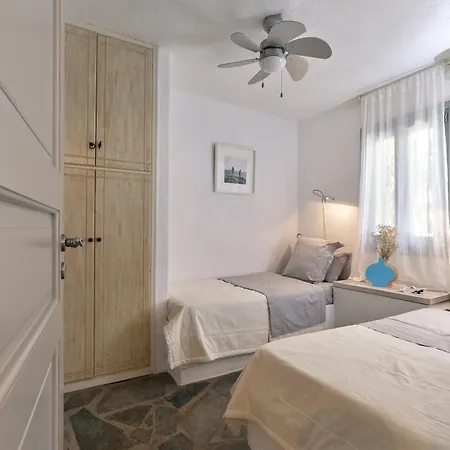 Seafront With Private Dock On The Sea * Koundouros