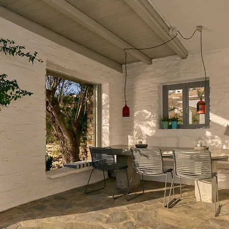 Seafront With Private Dock On The Sea 펜션 *