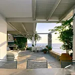 Seafront With Private Dock On The Sea Ferienhaus Koundouros