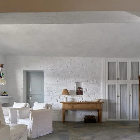 Seafront With Private Dock On The Sea Dom wakacyjny *