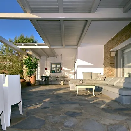 بيت للعطل Seafront With Private Dock On The Sea