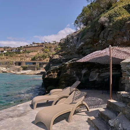 Seafront With Private Dock On The Sea بيت للعطل