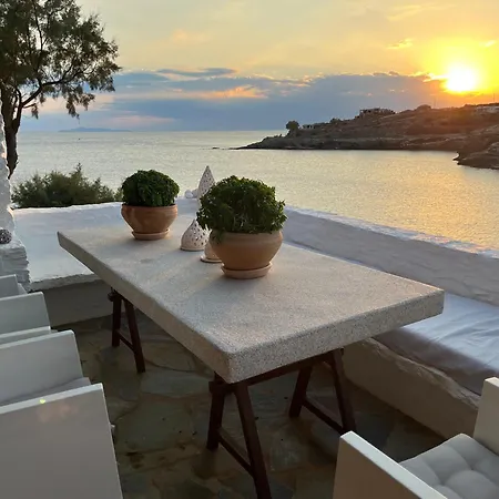 Seafront With Private Dock On The Sea بيت للعطل Koundouros