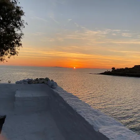 Seafront With Private Dock On The Sea بيت للعطل *