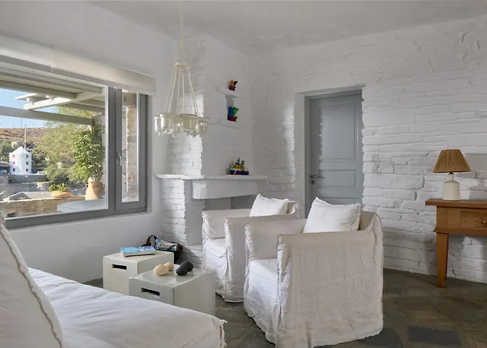 Seafront With Private Dock On The Sea Semesterbostad *