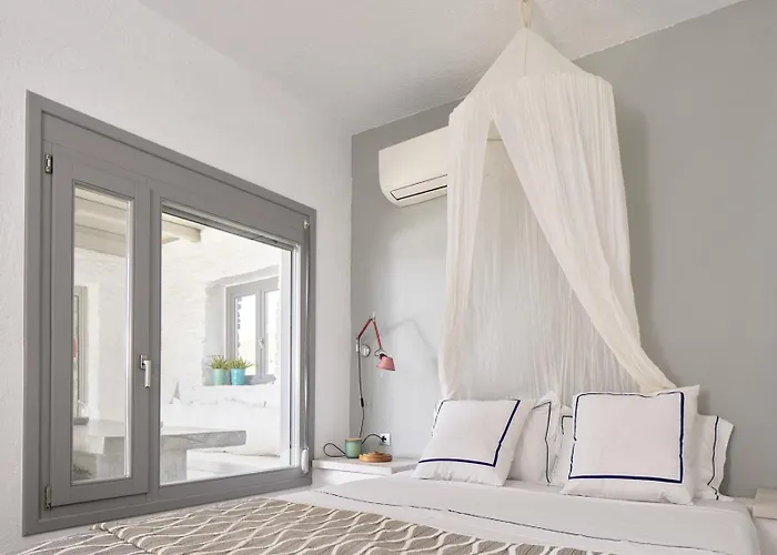 Semesterbostad Seafront With Private Dock On The Sea *