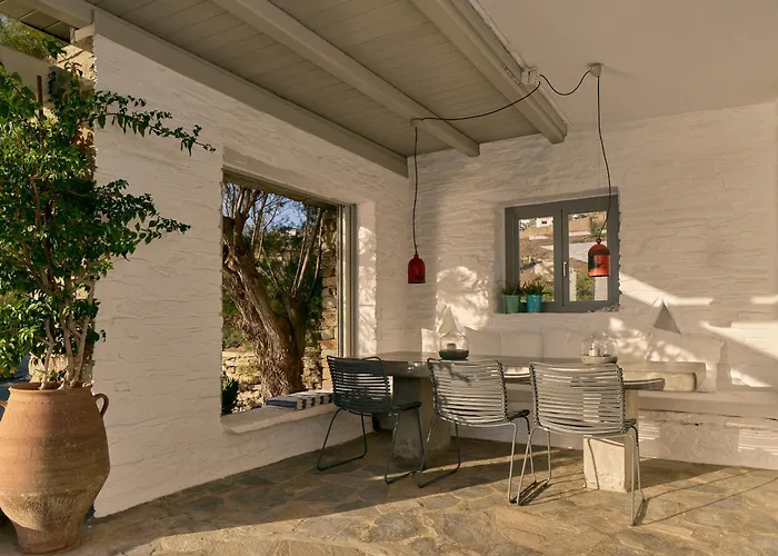 Seafront With Private Dock On The Sea Semesterbostad *