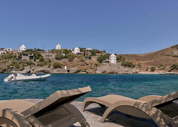 Semesterbostad Seafront With Private Dock On The Sea *