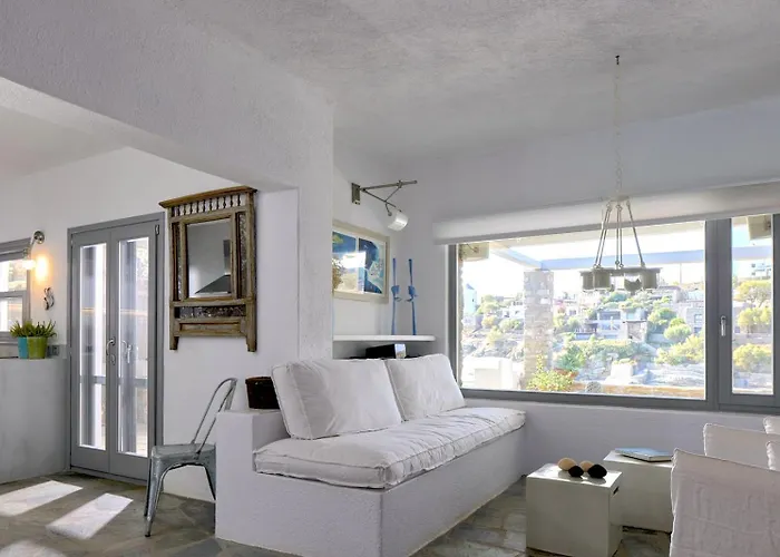 Seafront With Private Dock On The Sea Semesterbostad Koundouros