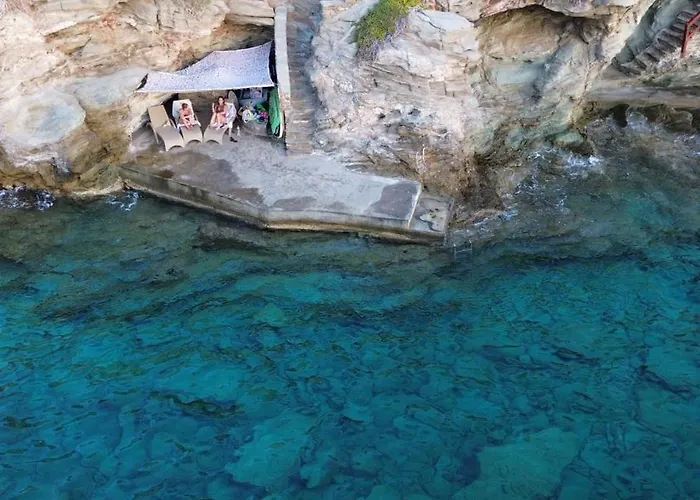 Seafront With Private Dock On The Sea *