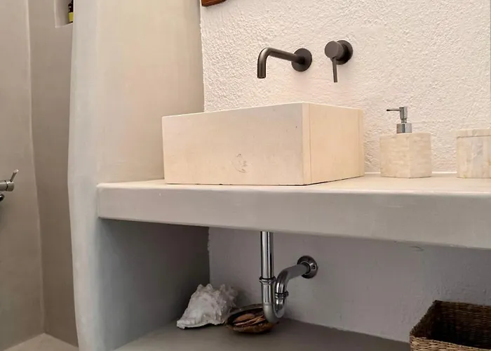 Seafront With Private Dock On The Sea Semesterbostad *